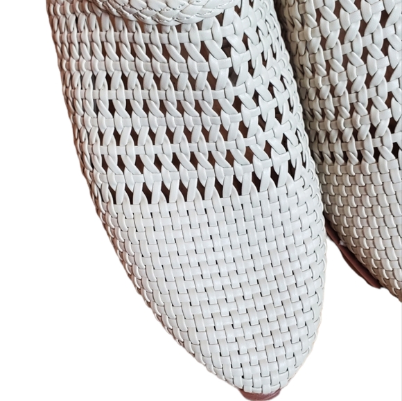 Time and Tru White Pointed Toe Woven Slip On Block Heel Mule - Picture 3 of 8